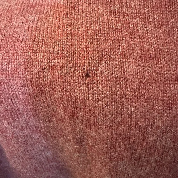 Garnet Hill cashmere sweater - Picture 6 of 6